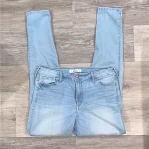 Hollister skinny jeans